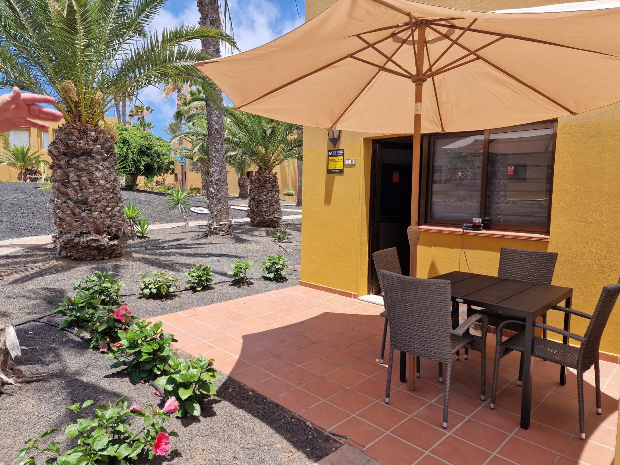 Casa Mari Y Jose Con Grandes Piscinas Y Wifi Gratis Apartment Коралео Екстериор снимка